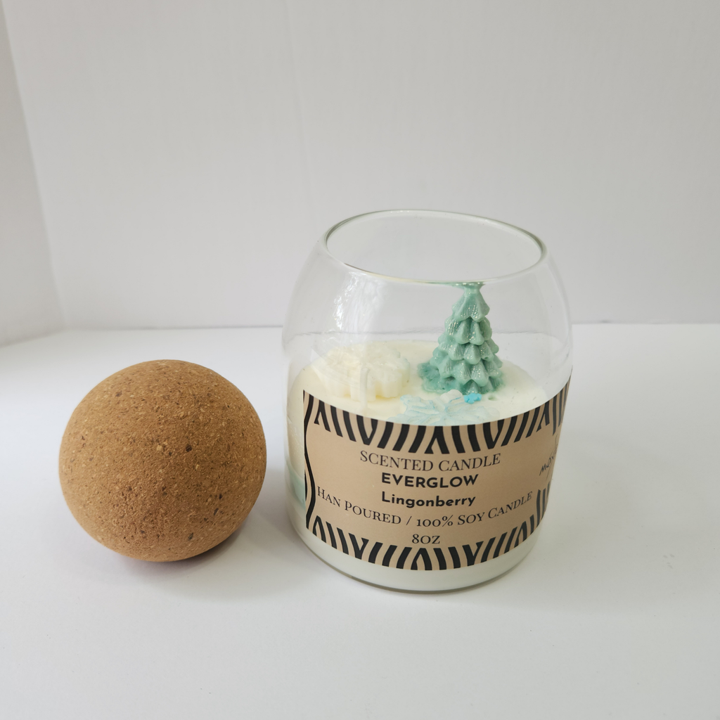 EVERGLOW Soy Candle – Lingonberry Spice | Limited Winter Edition
