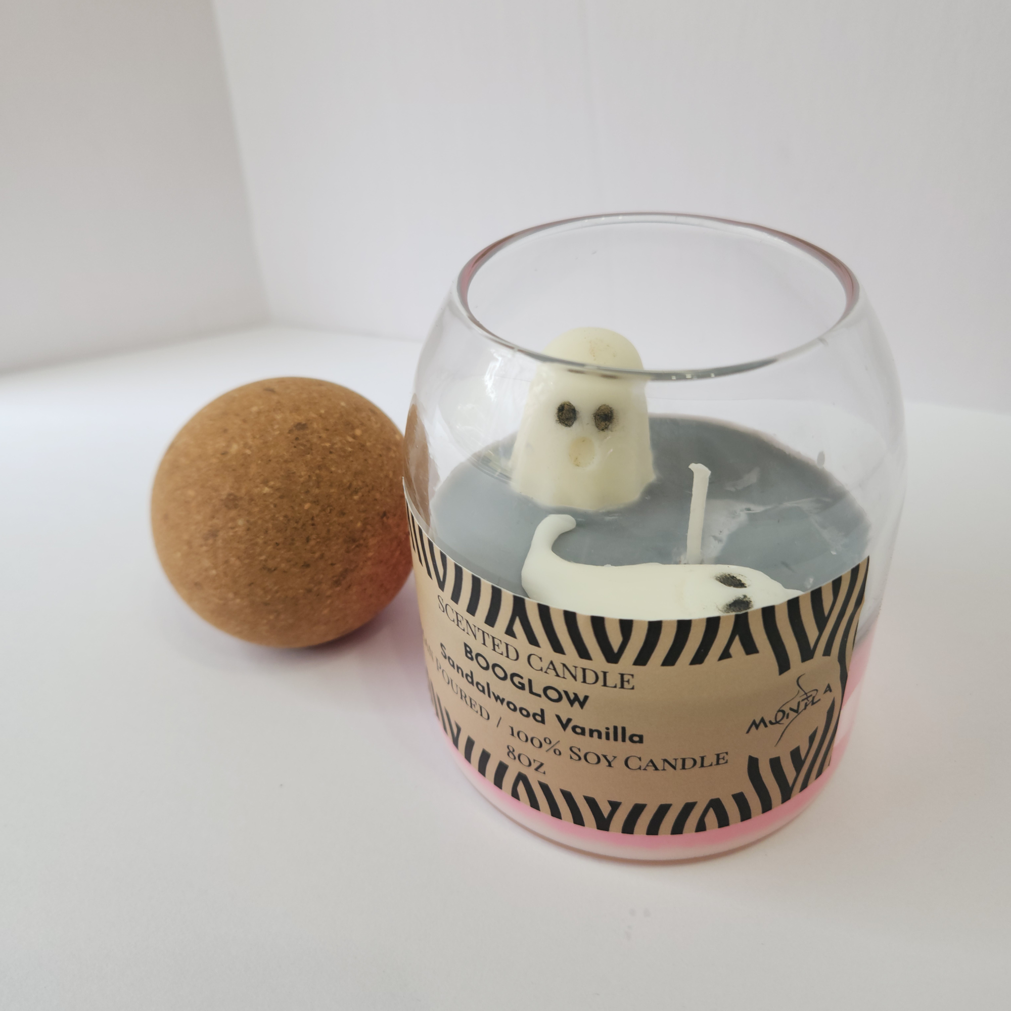 BOOglow Soy Candle – Vanilla & Sandalwood | Limited Halloween Edition